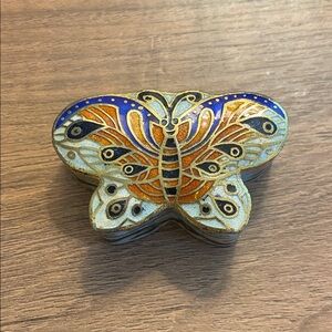 Vintage Chinese Colorful Butterfly Trinket Box